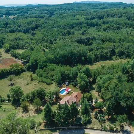 בית נופש Beautiful In Nedeščina